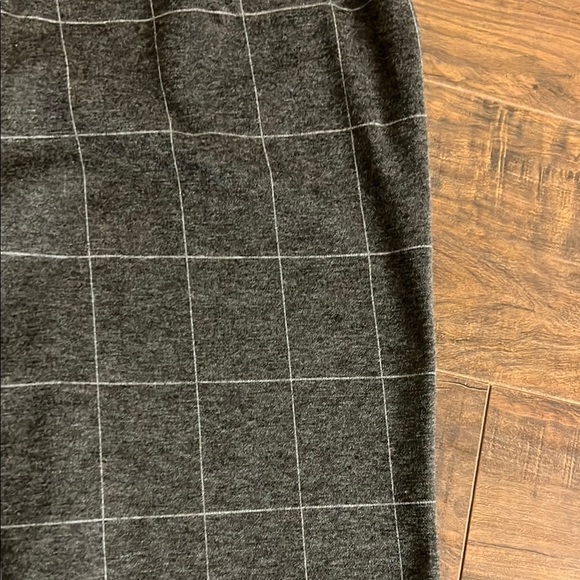 Women’s Riders by Lee Gray Plaid Pants - Picture 6 of 7